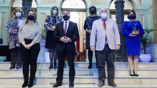 Santa Cruz cierra la campaña del Día de la Mujer con un homenaje a cuatro periodistas