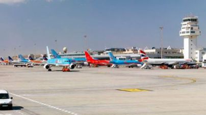 Las aerolíneas piden abrir cuando los grupos de riesgo estén vacunados: "No hay que esperar al 70 por ciento"