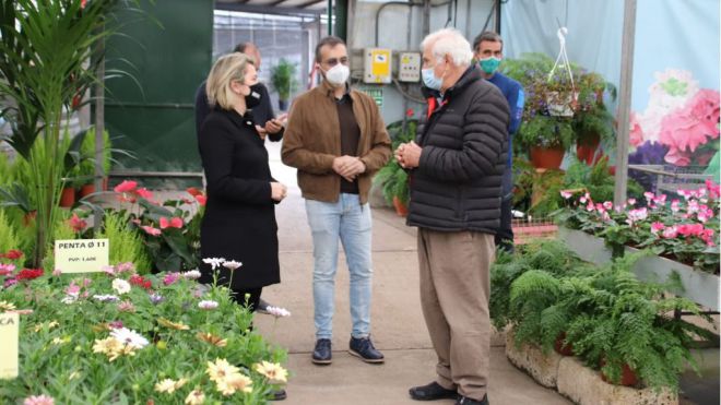 Agricultura abona casi un millón de euros para compensar los daños de la pandemia en el sector de la flor cortada