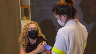 Canarias supera las 300.000 dosis administradas de vacunas contra la Covid-19