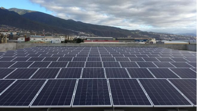 Transición Ecológica actualiza el mapa de parques fotovoltaicos y eólicos en IDECanarias