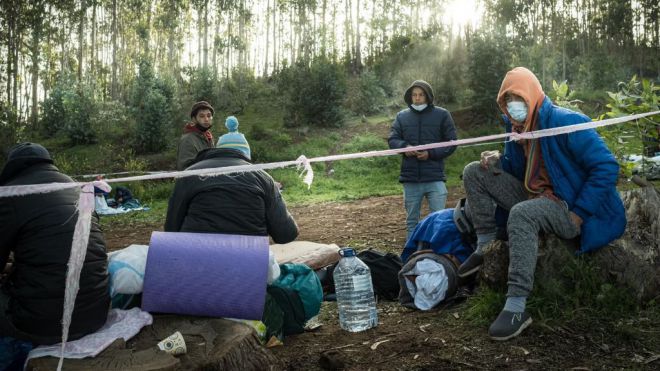 CC-PNC pide el cierre de Las Raíces y Las Canteras y el traslado de los migrantes a la Península