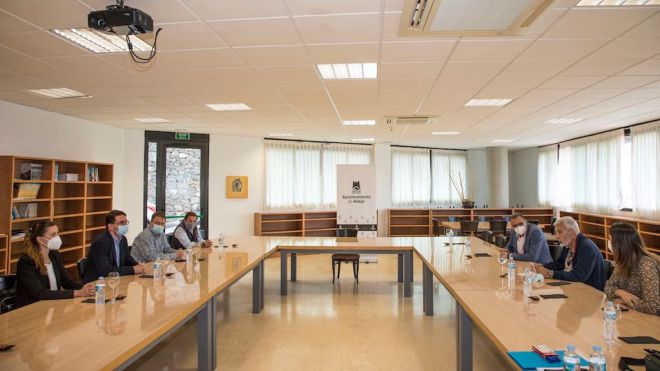 Adeje y Leroy Merlín firman un convenio para mejorar la empleabilidad del municipio
