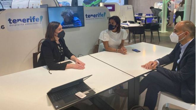 Santa Cruz agenda en FITUR diferentes reuniones con profesionales del sector
