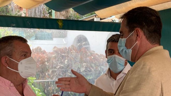 Narvay Quintero denuncia que “ningún Gobierno ha tardado tanto en pagar a los agricultores”