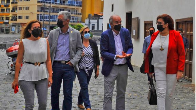 Rosa Dávila denuncia el abandono que el Gobierno tiene hacia el Puerto de la Cruz ante la parálisis turística que padece la ciudad