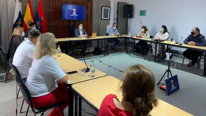 Héctor Suárez cede la alcaldía de Telde en cumplimiento del pacto de Gobierno