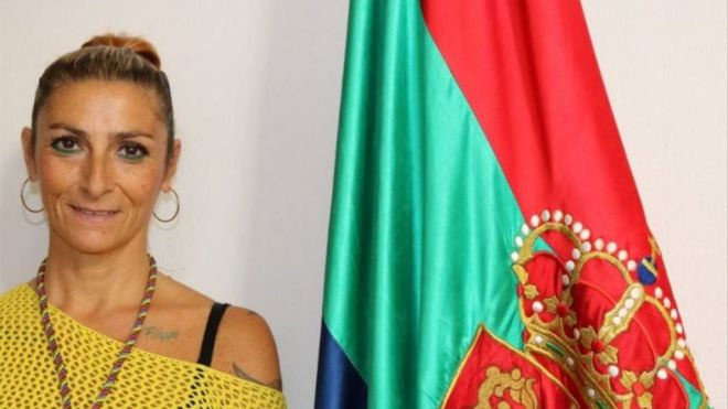 Sí Podemos Arona retira su confianza a su representante en el Ayuntamiento, Antonella Aliotti
