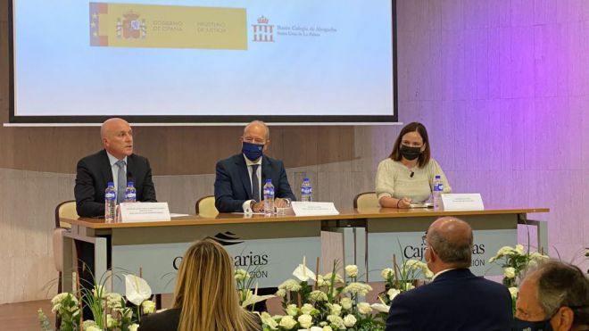 El Colegio de Abogados de Santa Cruz de La Palma celebra un encuentro con el Ministro de Justicia