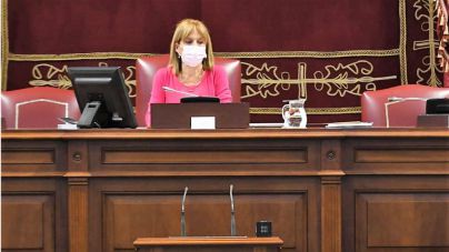 Esther González propondrá al Parlamento la creación de la figura del recurso de inconstitucionalidad