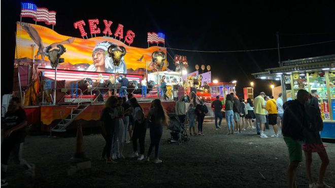 Playa Blanca disfruta de su día de feria más silencioso