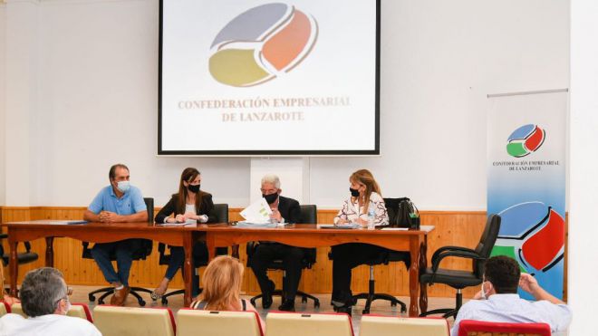 La CEL pide al Cabildo un encuentro para conocer las inversiones y ayudas para reactivar la economía en 2021