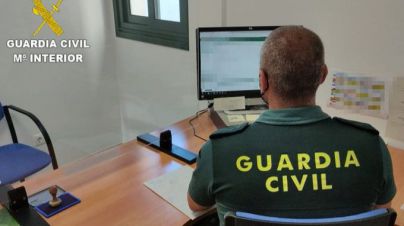 Guardia Civil detiene a un cuidador de un anciano por hacer uso de sus datos bancarios y contratar créditos por valor de 7.000 €