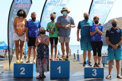 La II Travesía a Nado de La Gomera corona a los ganadores de las tres pruebas