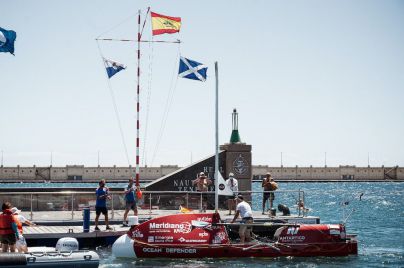 El expedicionario Antonio de la Rosa llega a Tenerife tras remar en solitario desde Sevilla