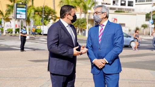 Mena celebra el compromiso de Rodríguez en el apoyo al puerto de Los Cristianos