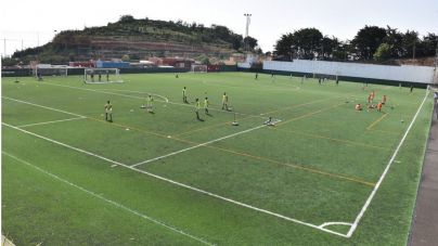 Vuelve el público al campo de fútbol de La Esperanza con el XXVII Memorial "Maximino Bacallado"