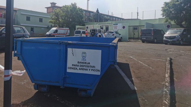 El Cabildo habilita una serie de ‘bandejas’ para depositar las cenizas del volcán