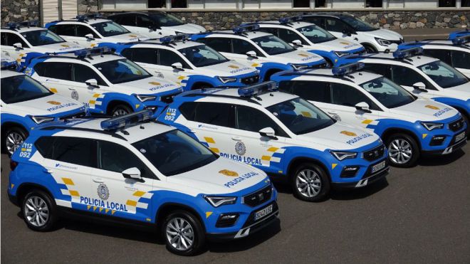 Santa Cruz presenta 20 nuevos vehículos patrulla para la Policía Local