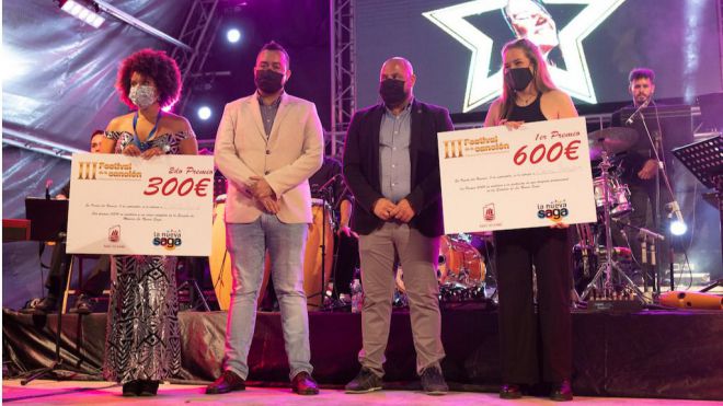 Carla Morales y Ébéne Ruiz se convierten en las ganadoras del III Festival de la Canción