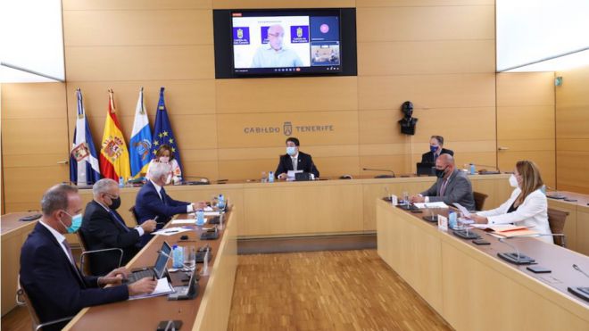Los cabildos logran acuerdos con el Gobierno que permiten ingresar 27,3 millones adicionales para servicios públicos
