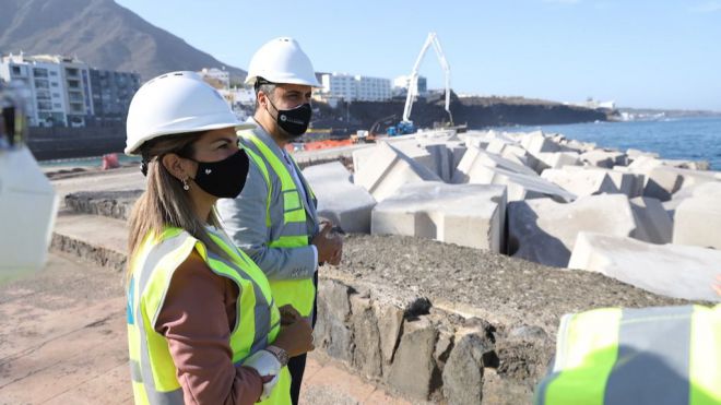 Finaliza la colocación de los primas en el nuevo dique de Bajamar