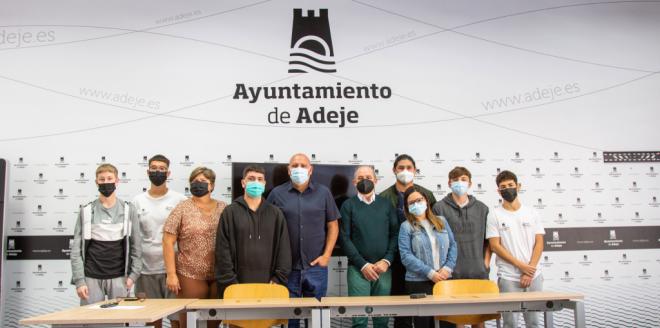 El alumnado de la Escuela de Segunda Oportunidad-Adeje E2O participa en el proyecto “Periodista por un día”