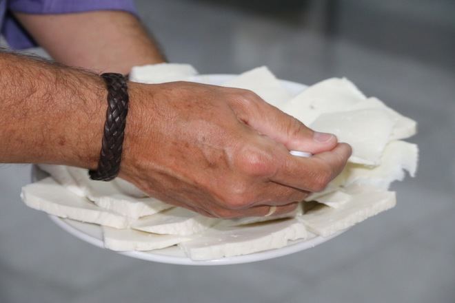 González Mendoza: “El consumo de queso de los canarios se acerca más a la media francesa que a la española”