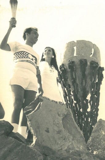 San Sebastián conmemora la llegada de la Antorcha Olímpica hace 55 años