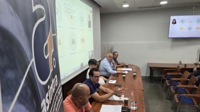 El asociacionismo, clave para la supervivencia de los talleres de chapa y pintura