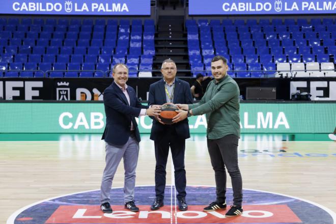La Palma promocionará sus eventos en los partidos como local del Club Baloncesto Canarias