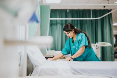 SATSE denuncia que los contratos del SCS para 2023 no garantizan la estabilidad laboral de los profesionales