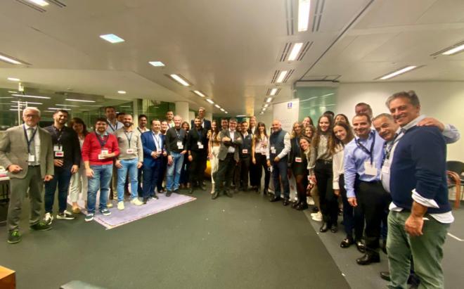 Más de 40 grancanarios se reúnen en una nueva edición del evento Afterwork Londres
