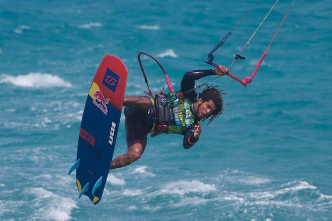 Airton Cozzolino deslumbra con sus trucos en Sotavento