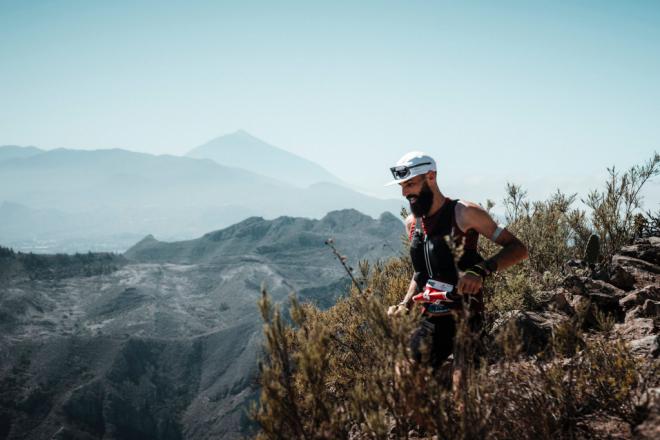 Alexis Martín y Raquel Rivero superan la exigencia de Santa Cruz Extreme 2025