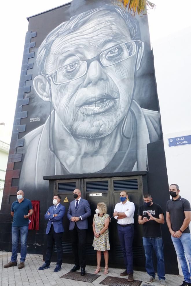 San Andrés reconoce la figura vecinal de Andrés Domínguez Baute con un mural