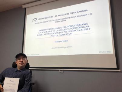 Ángel Gabriel Vega, alumno con gran discapacidad que se graduó en Ingeniería Industrial, culmina su doctorado