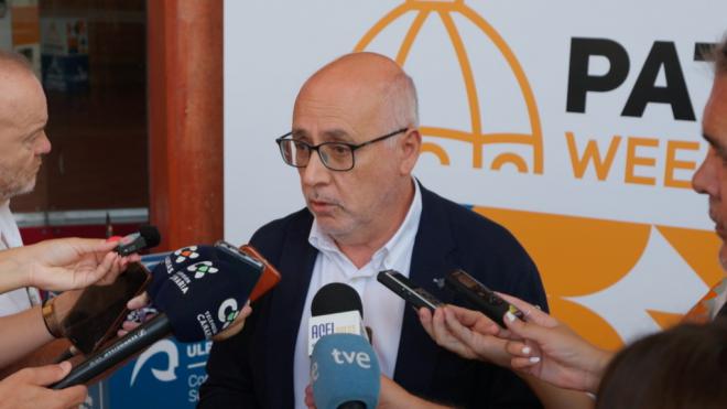 Morales exige al Gobierno la puesta en marcha del concurso para la eólica marina