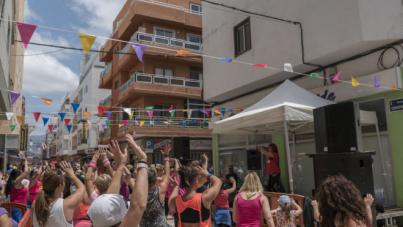 Los Sabandeños y Lucrecia pondrán en Las Galletas el broche de oro a la X edición de Arona en Colores este sábado