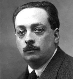 Los restos del científico Blas Cabrera descansan ya en suelo canario 85 después de su exilio