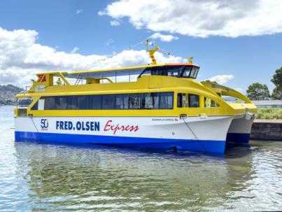 Fred. Olsen Express y Rodman celebran el amadrinamiento del nuevo catamarán de la naviera