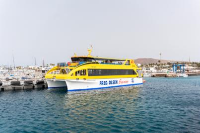El miniferri de Fred. Olsen Express ya está operativo