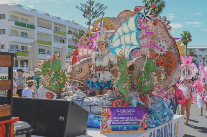 Vuelta a las calles de la Cabalgata Infantil del Carnaval de Maspalomas
