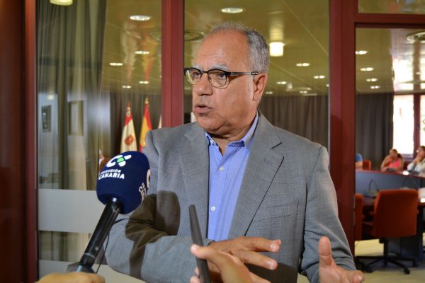 El Cabildo renueva el abono joven de estudiantes y abre el plazo de solicitud para el nuevo curso escolar