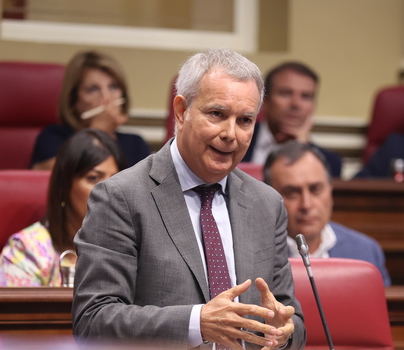 PSOE cuestiona compromiso del PP con la reforma migratoria en Canarias