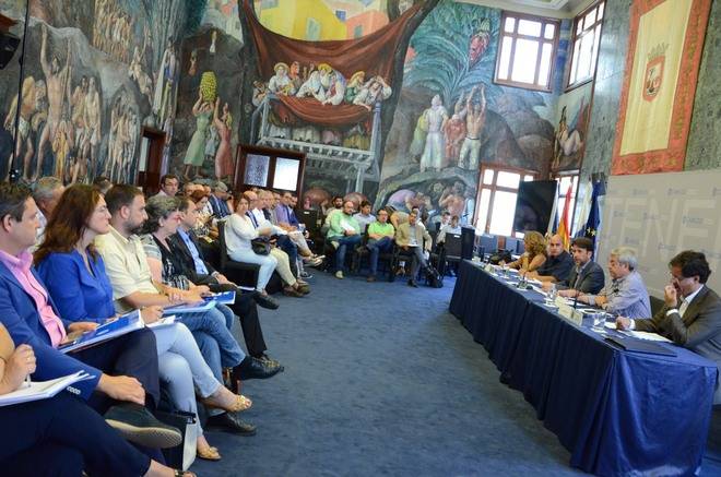 Tenerife diseña los 36 programas que marcarán las actuaciones hasta 2025