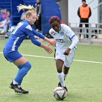 La UDG Tenerife ficha a la internacional camerunesa Collete Ndzana