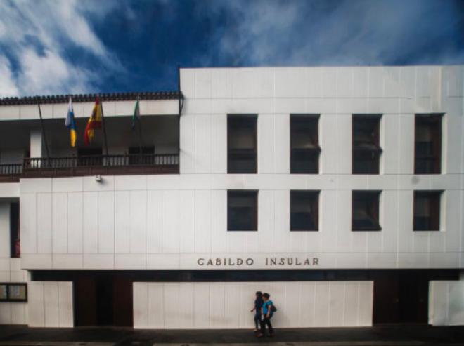 'Cabildo de El Hierro en el punto más elevado de desprestigio y descrédito'