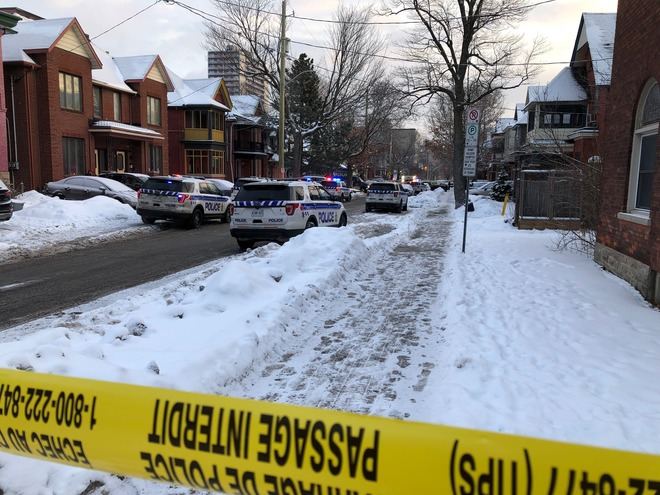 Tiroteo en Ottawa, a apenas un kilómetro del Parlamento canadiense