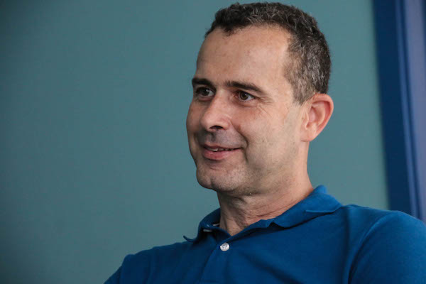 Elías Pérez: “está demostrado que si la información está sesgada, tendrá más visitas”